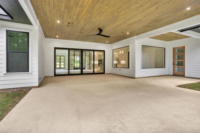 9384 Cedar Bend, Plantersville, TX 77363
