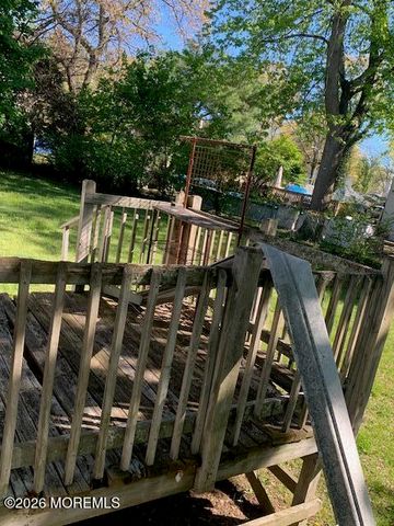 25 Winding River Drive, Toms River, NJ 08755