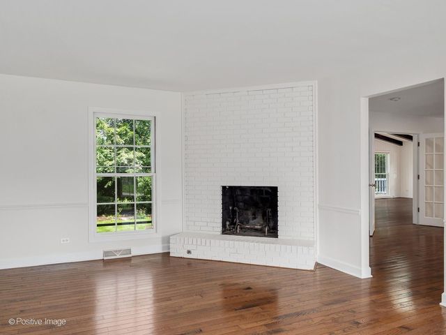 5 Norris Drive, Burr Ridge, IL 60527