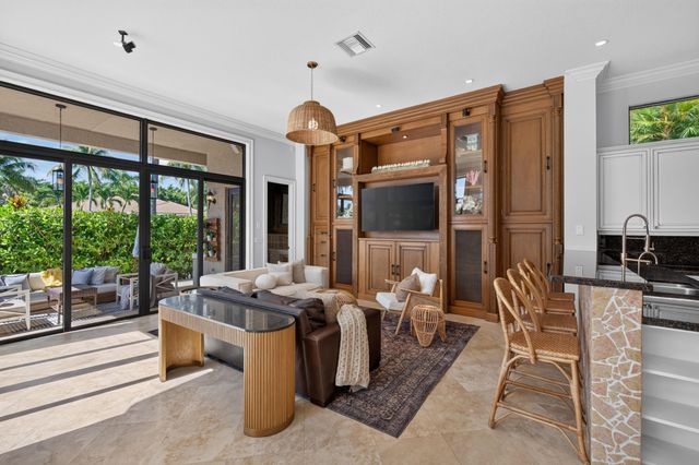 700 Cardinal Street, Plantation, FL 33324
