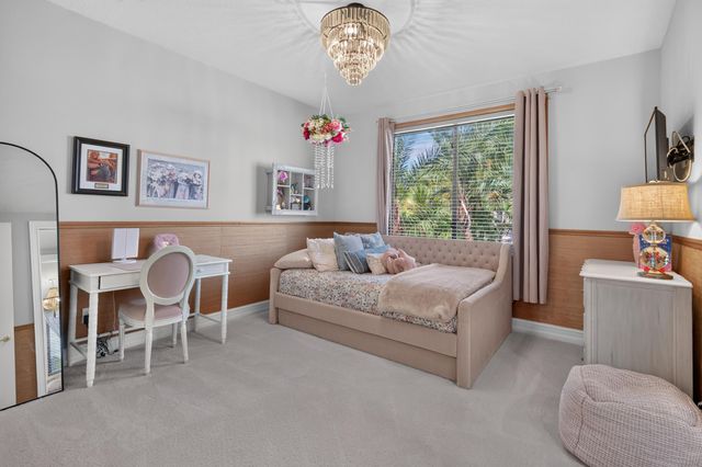 700 Cardinal Street, Plantation, FL 33324