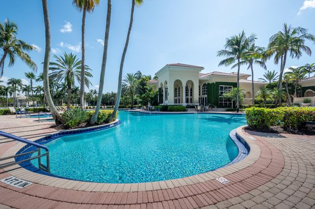 700 Cardinal Street, Plantation, FL 33324