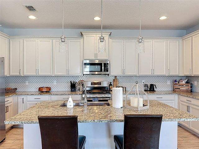 8150 GRAY KINGBIRD DRIVE, Winter Garden, FL 34787