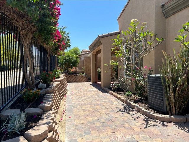 77184 California Drive, Palm Desert, CA 92211