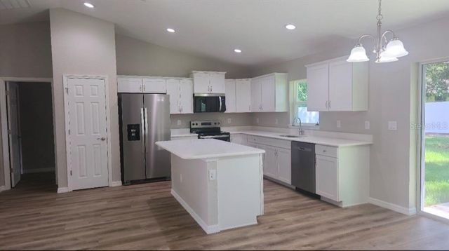 43 ALMOND ROAD, Ocala, FL 34472
