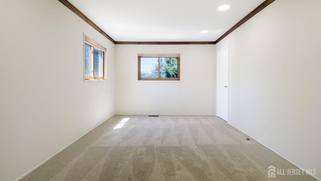50 Sand Hills Road, South Brunswick, NJ 08824