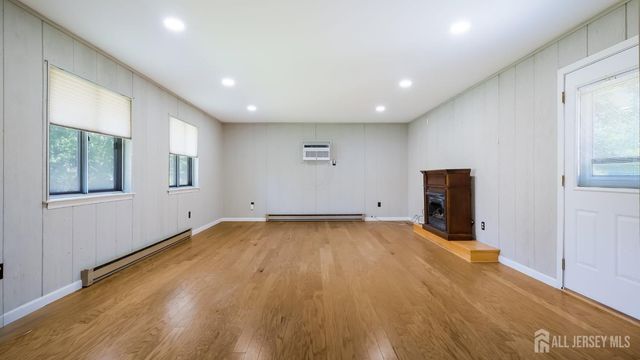 50 Sand Hills Road, South Brunswick, NJ 08824