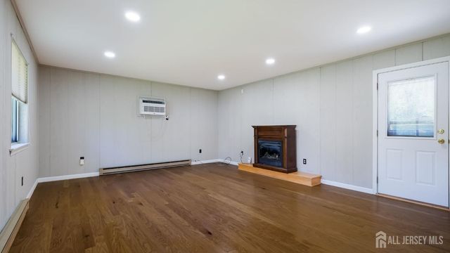 50 Sand Hills Road, South Brunswick, NJ 08824