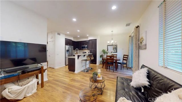 10351 Diamond, Pacoima, CA 91331