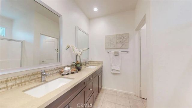 10351 Diamond, Pacoima, CA 91331