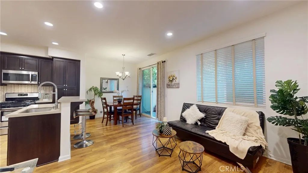 10351 Diamond, Pacoima, CA 91331