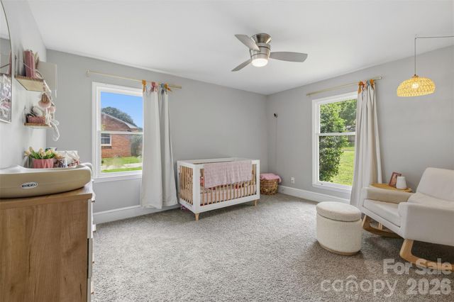 224 Sturbridge Drive, Charlotte, NC 28214