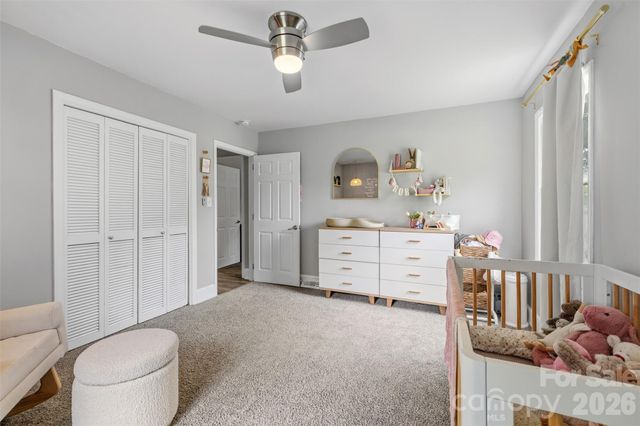 224 Sturbridge Drive, Charlotte, NC 28214