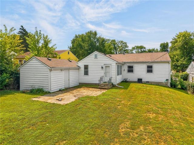 2412 NE 59th Terrace, Kansas City, MO 64118