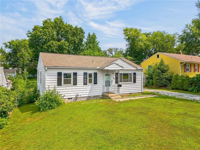 2412 NE 59th Terrace, Kansas City, MO 64118
