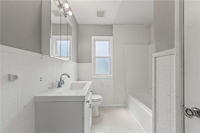 2412 NE 59th Terrace, Kansas City, MO 64118