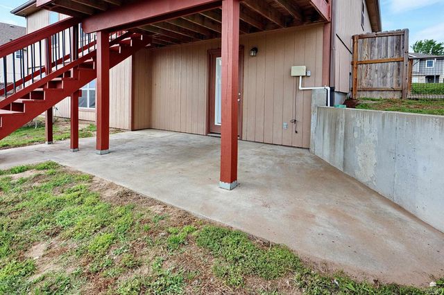 202 Kelly Lane, St. George, KS 66535
