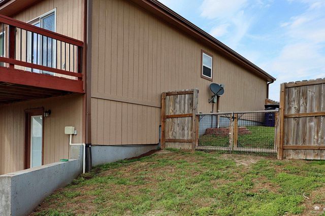 202 Kelly Lane, St. George, KS 66535