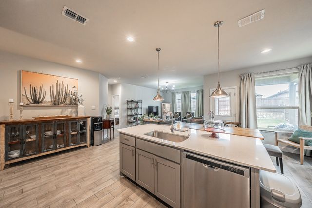 737 Blackhorse Trail, Fort Worth, TX 76247