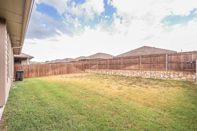 737 Blackhorse Trail, Fort Worth, TX 76247
