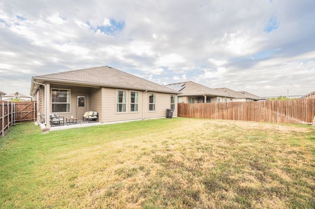 737 Blackhorse Trail, Fort Worth, TX 76247
