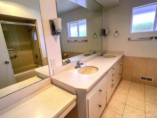 1671 Paseo Bonita, La Jolla, CA 92037