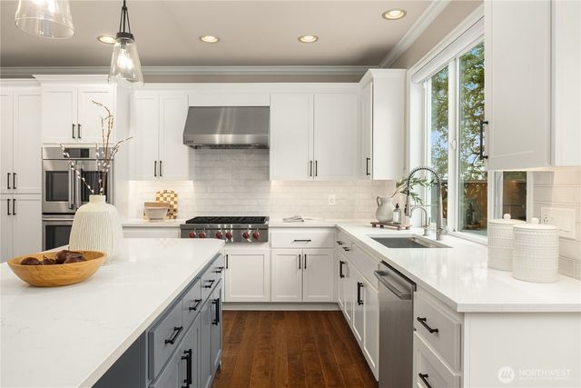 1630 28th Avenue NE, Issaquah, WA 98029