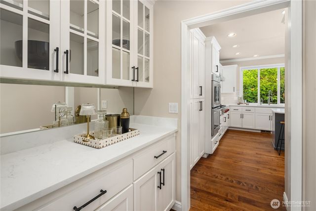 1630 28th Avenue NE, Issaquah, WA 98029