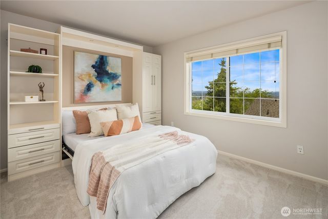 1630 28th Avenue NE, Issaquah, WA 98029