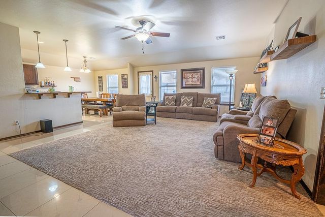 209 Williams Avenue, Tuttle, OK 73089