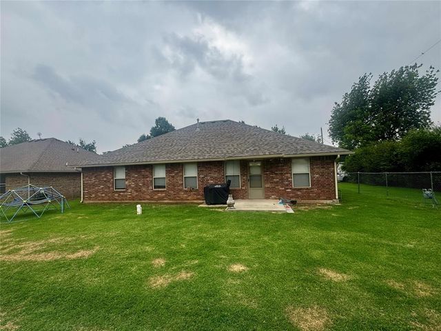 209 Williams Avenue, Tuttle, OK 73089