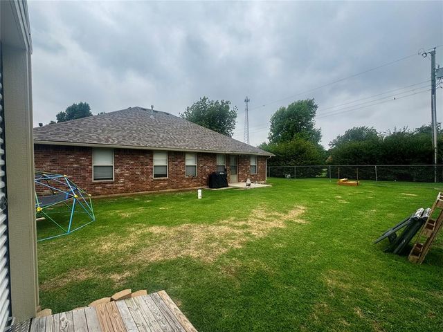 209 Williams Avenue, Tuttle, OK 73089