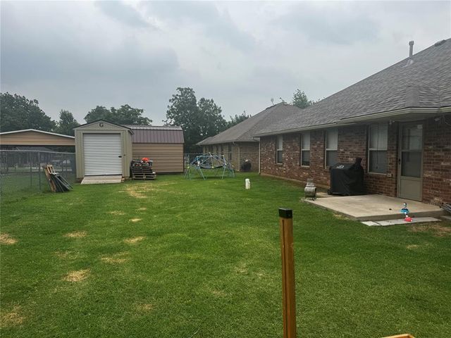 209 Williams Avenue, Tuttle, OK 73089