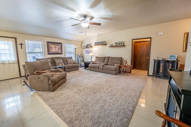 209 Williams Avenue, Tuttle, OK 73089