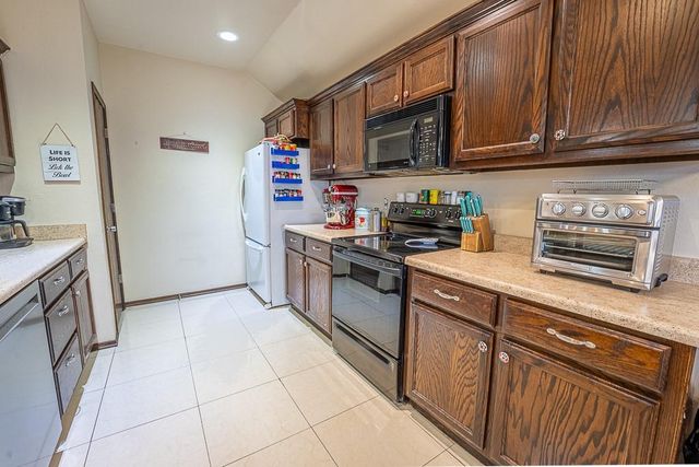 209 Williams Avenue, Tuttle, OK 73089