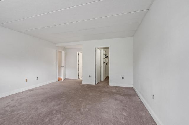 3 Douglas Park 316, Boston, MA 02118