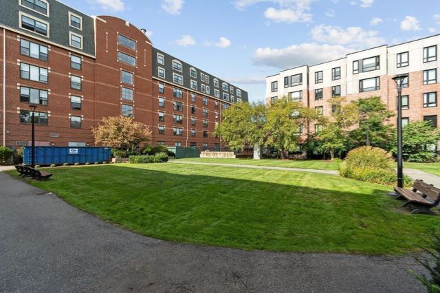 3 Douglas Park 316, Boston, MA 02118