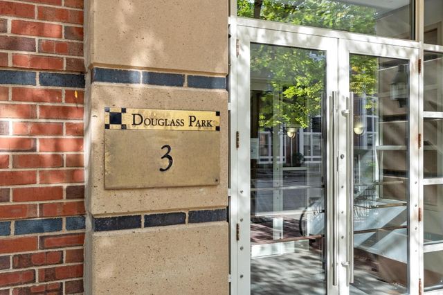3 Douglas Park 316, Boston, MA 02118
