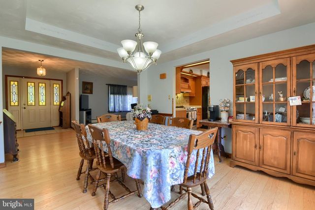 125 OLD MILL RD, Shermans Dale, PA 17090