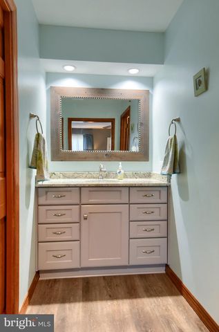 125 OLD MILL RD, Shermans Dale, PA 17090