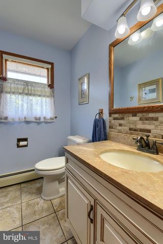 125 OLD MILL RD, Shermans Dale, PA 17090