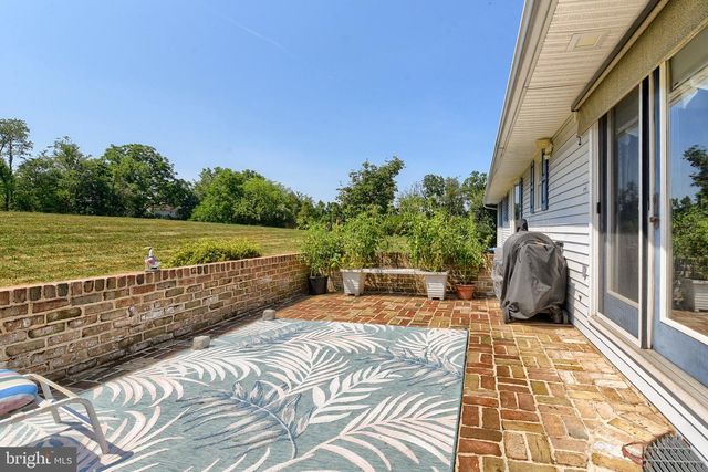 125 OLD MILL RD, Shermans Dale, PA 17090