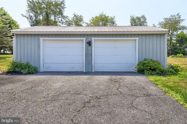 125 OLD MILL RD, Shermans Dale, PA 17090