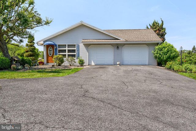 125 OLD MILL RD, Shermans Dale, PA 17090