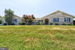 125 OLD MILL RD, Shermans Dale, PA 17090