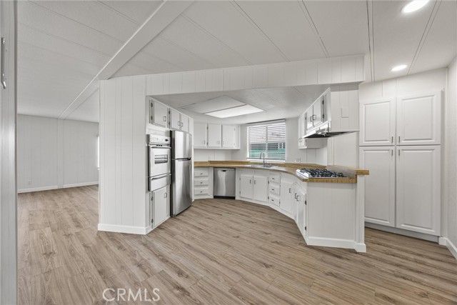 103 Cedarwood Lane, Bakersfield, CA 93308