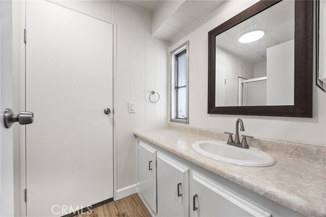 103 Cedarwood Lane, Bakersfield, CA 93308