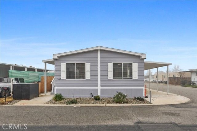 103 Cedarwood Lane, Bakersfield, CA 93308