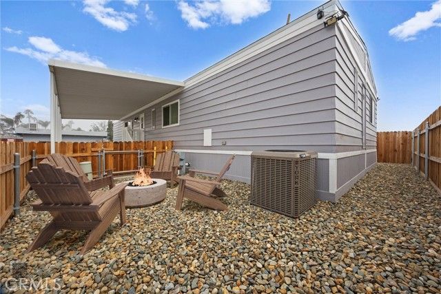 103 Cedarwood Lane, Bakersfield, CA 93308