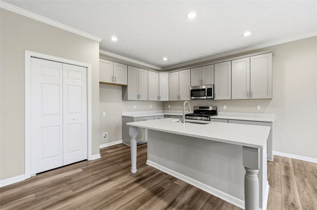 430 Dana Dr, Plum Boro, PA 15068